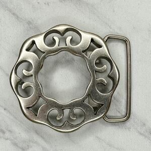 Silver Tone Open Circle Filigree Scrollwork Round Belt Buckle Scalloped Edge ✨